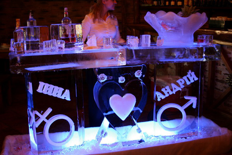 ice_bar1