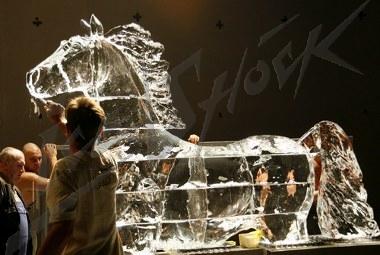 ice_horse_2