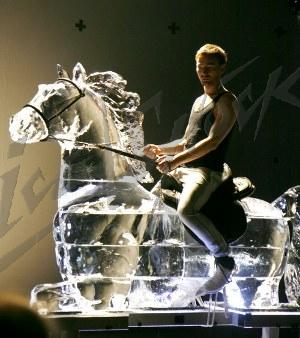 ice_horse_6