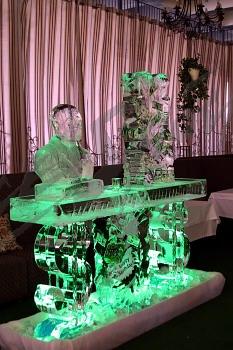ice_gift_sculpture