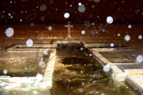 ice_christening_4