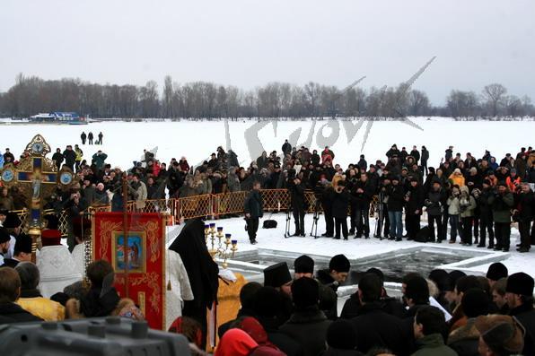 ice_christening_7