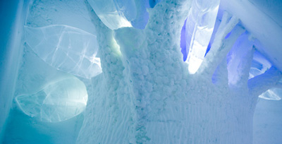 ice_hotel_tree